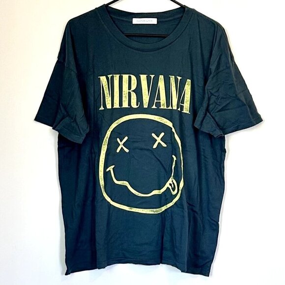 Daydreamer Nirvana Smiley Merch Tee - Medium - Picture 2 of 8